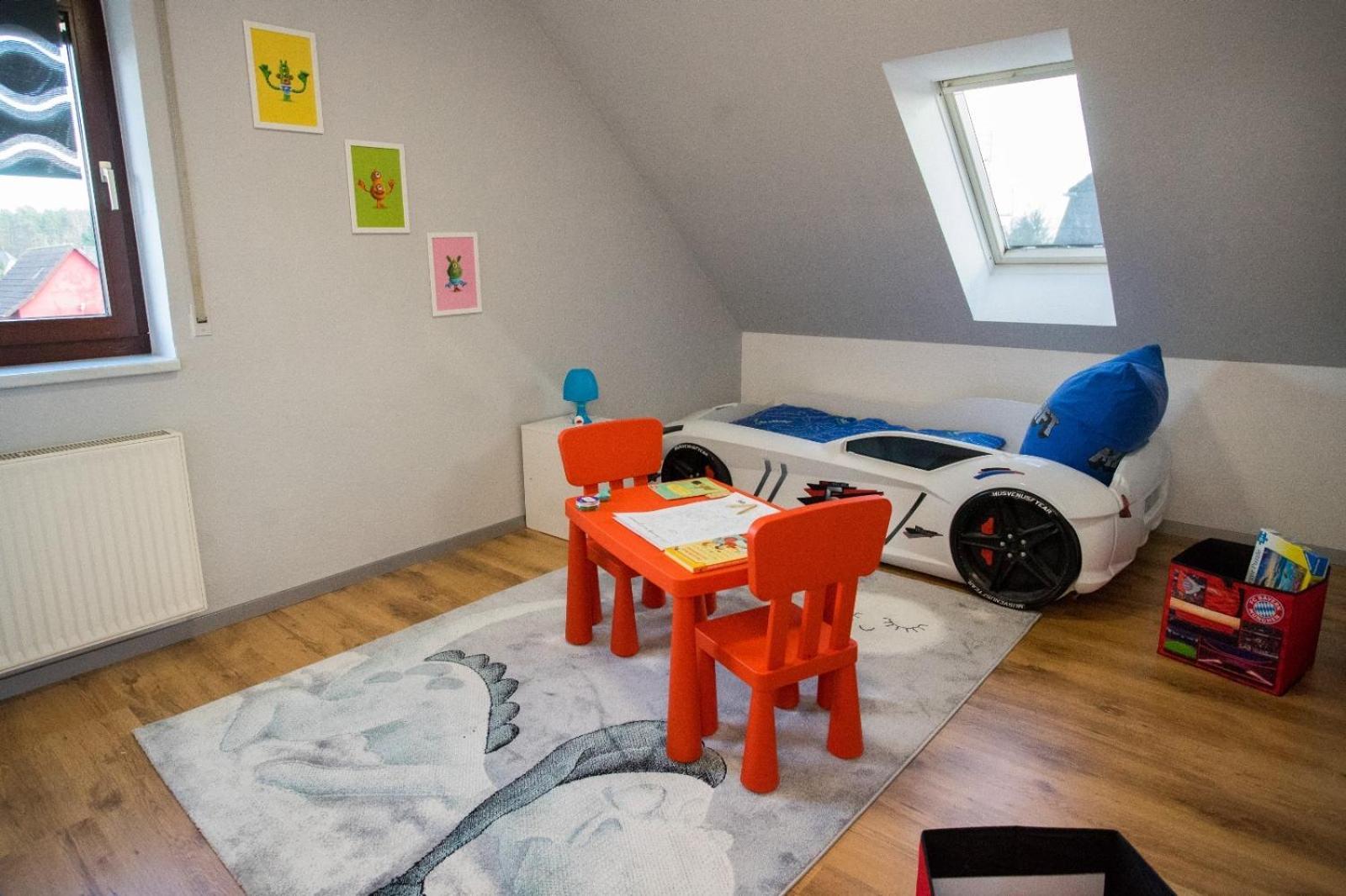 Zum Kaeutzchen 120Qm Ferienhaus 8 Personen 4 Schlafzimmer Nossentiner Huette Екстер'єр фото