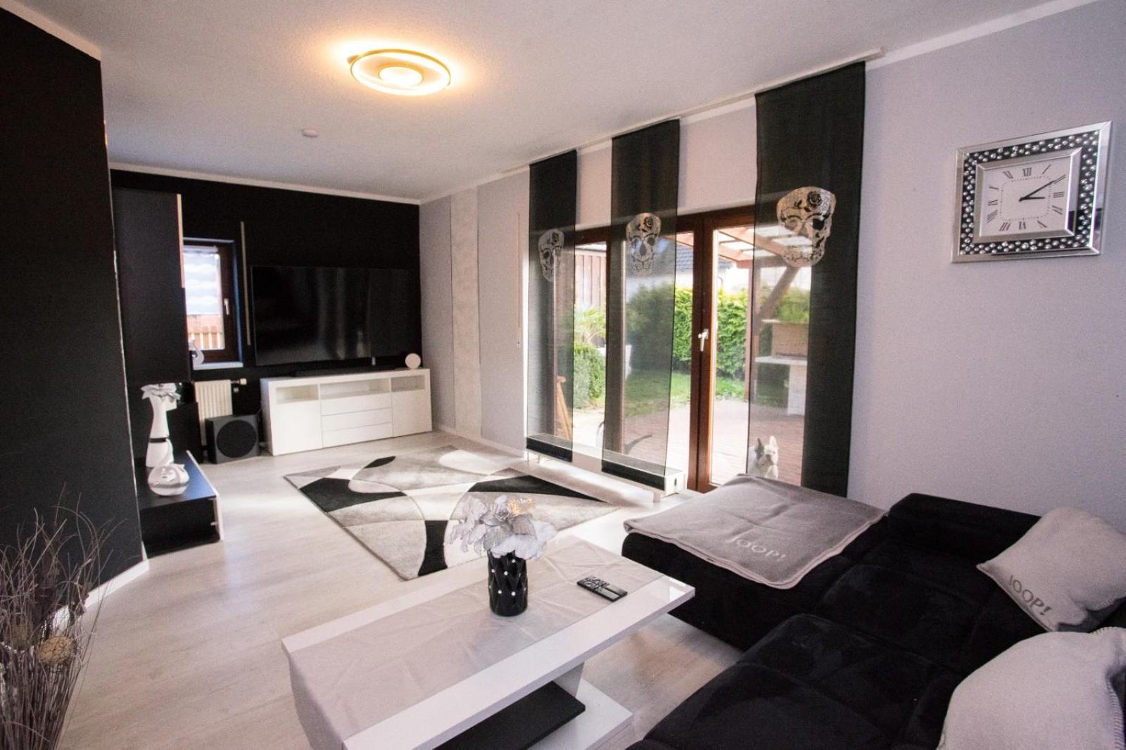 Zum Kaeutzchen 120Qm Ferienhaus 8 Personen 4 Schlafzimmer Nossentiner Huette Екстер'єр фото